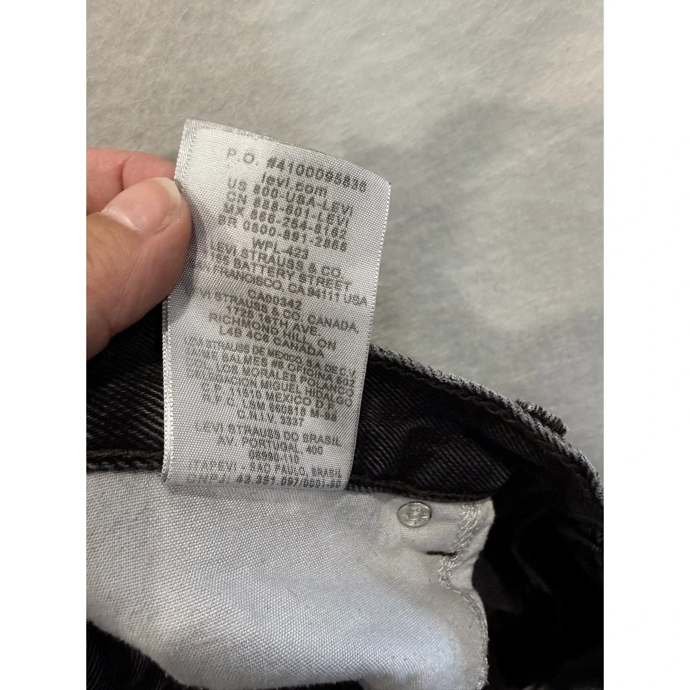Levi's 550 Jeans Mens 38x34 Black Relaxed Fit Tapered Leg Denim